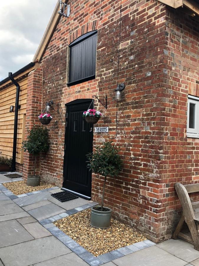 Hotel The Kings Head Whiteparish Exterior foto