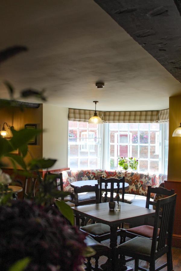Hotel The Kings Head Whiteparish Exterior foto